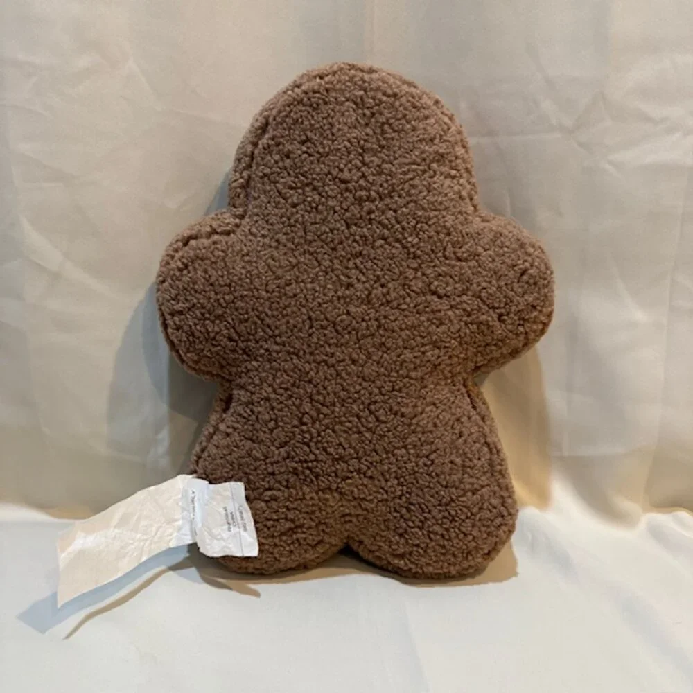 NWT Kirkland's Home Christmas Gingerbread Man Pillow